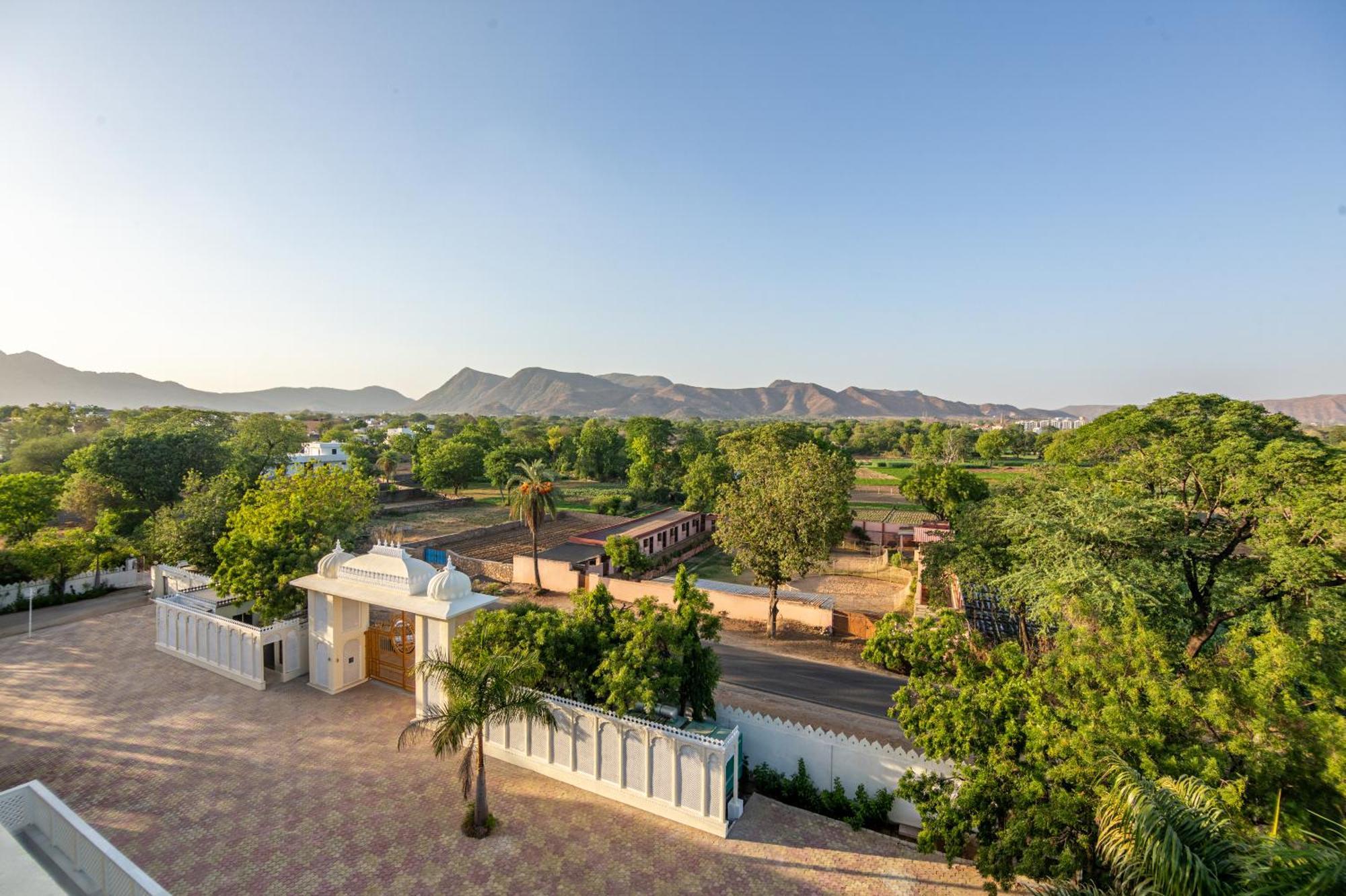 Sterling Aravalli Udaipur Buitenkant foto
